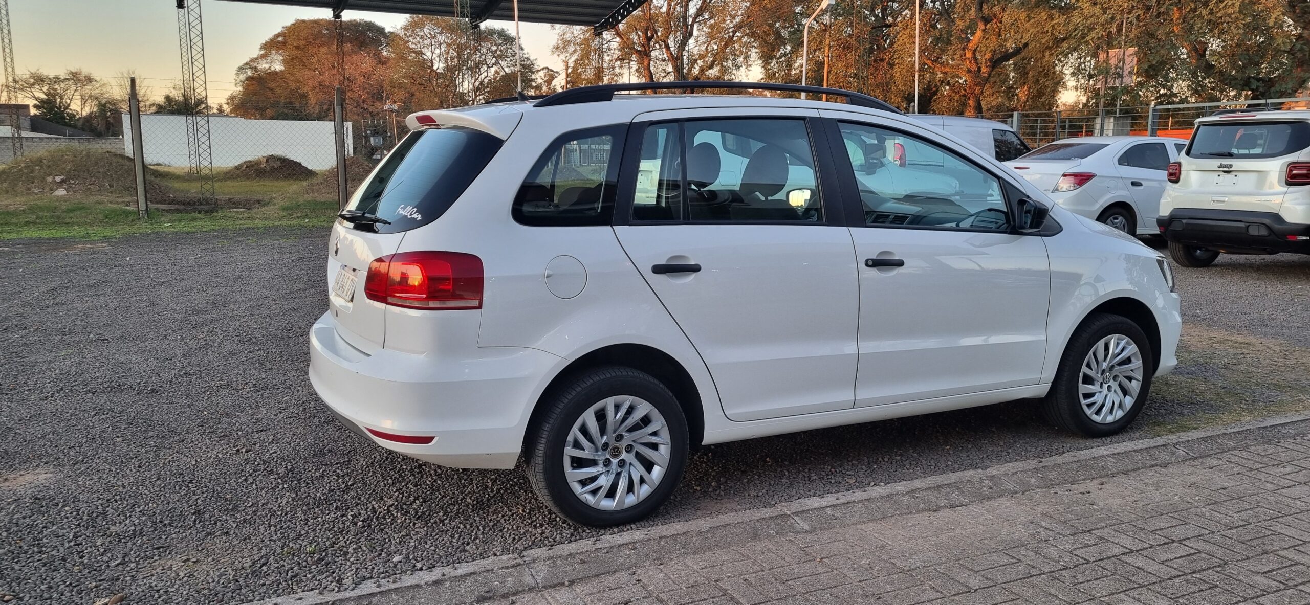 VOLKSWAGEN  SURAN COMFORTLINE
